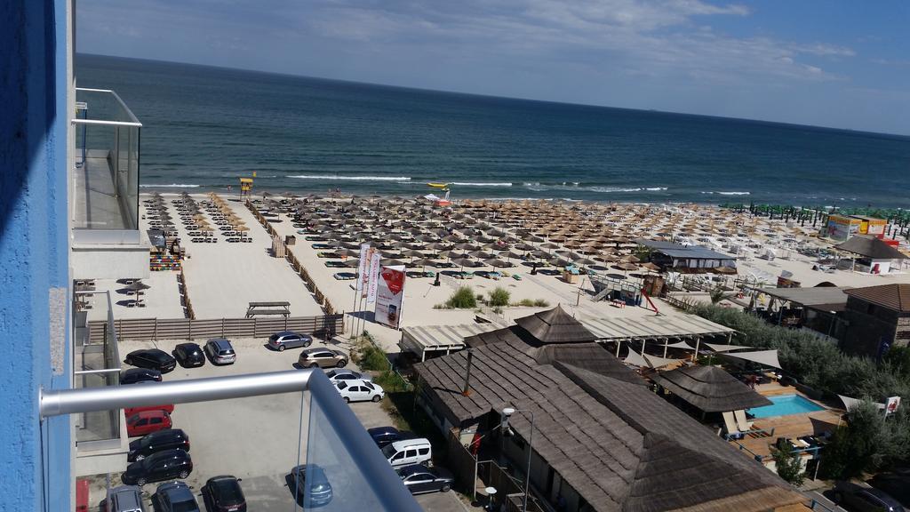 Bluemarina Apartamente Mamaia Esterno foto