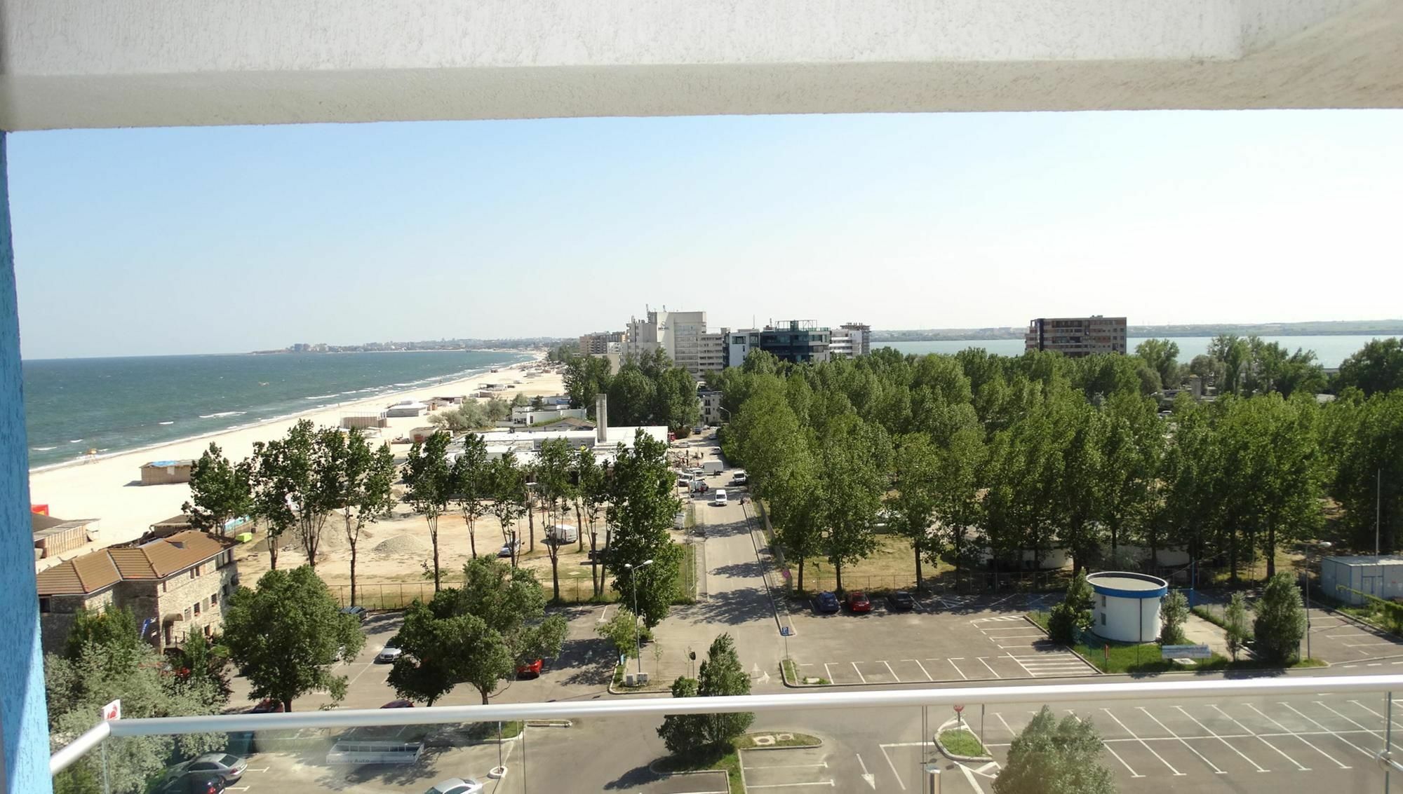 Bluemarina Apartamente Mamaia Esterno foto