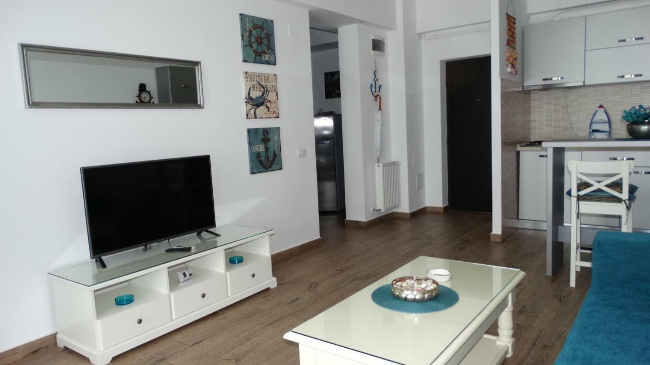 Bluemarina Apartamente Mamaia Esterno foto